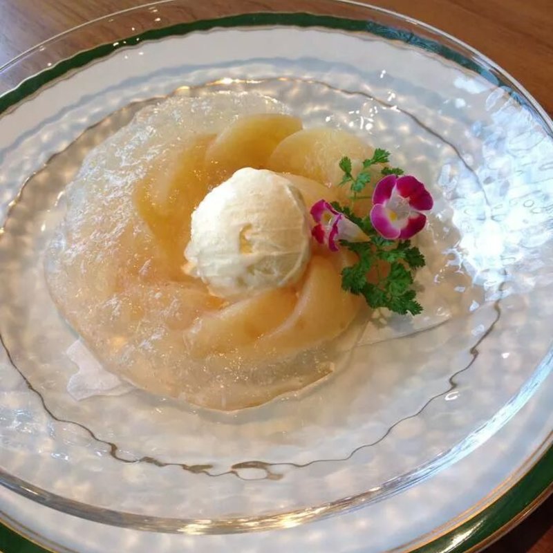 桃のコンポート(カスケードガーデン （Cascade Garden【旧店名】レストラングリーンハウス）)