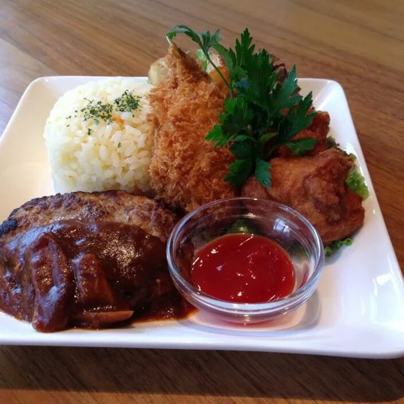 キッツプレート(カスケードガーデン （Cascade Garden【旧店名】レストラングリーンハウス）)