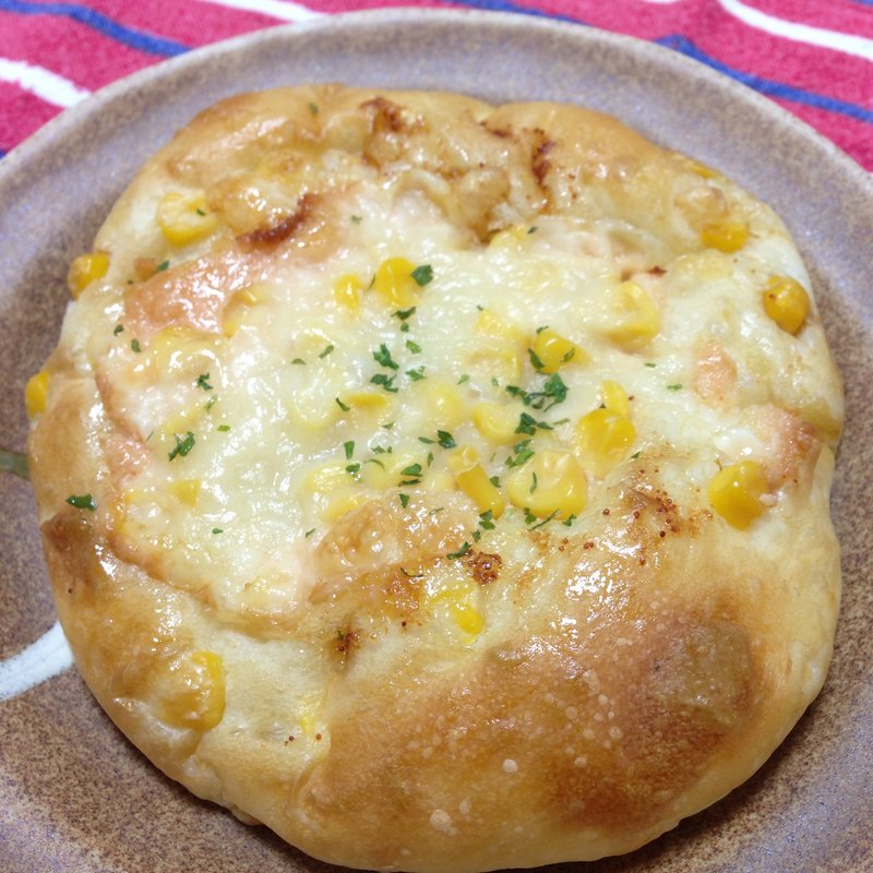 コーンたらもパン(かたぎはらのパン屋さん )