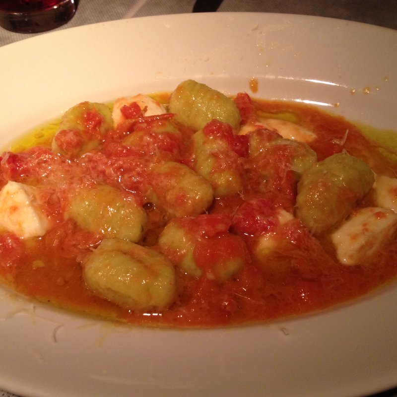 イタリア産ポルチーニ茸と落花生のクリームソース(ラ ボッテガ オスティナート)