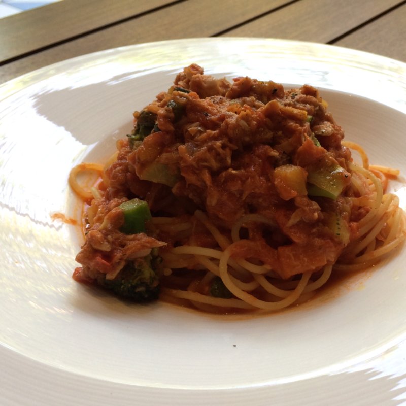 ツナとケッパーのブッタネスカ(アルタビスタガーデン)