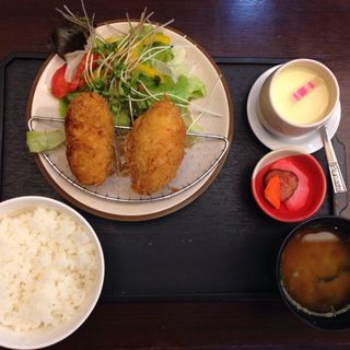 カニクリームコロッケ定食(大和庵)