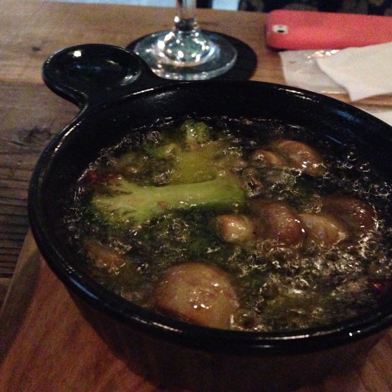 エビとマッシュルームのアヒージョ(K.S cafe 南青山店 )