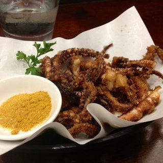 Fried calamari with curry seasoning salt (Tonkatsu Ginza Bairin)