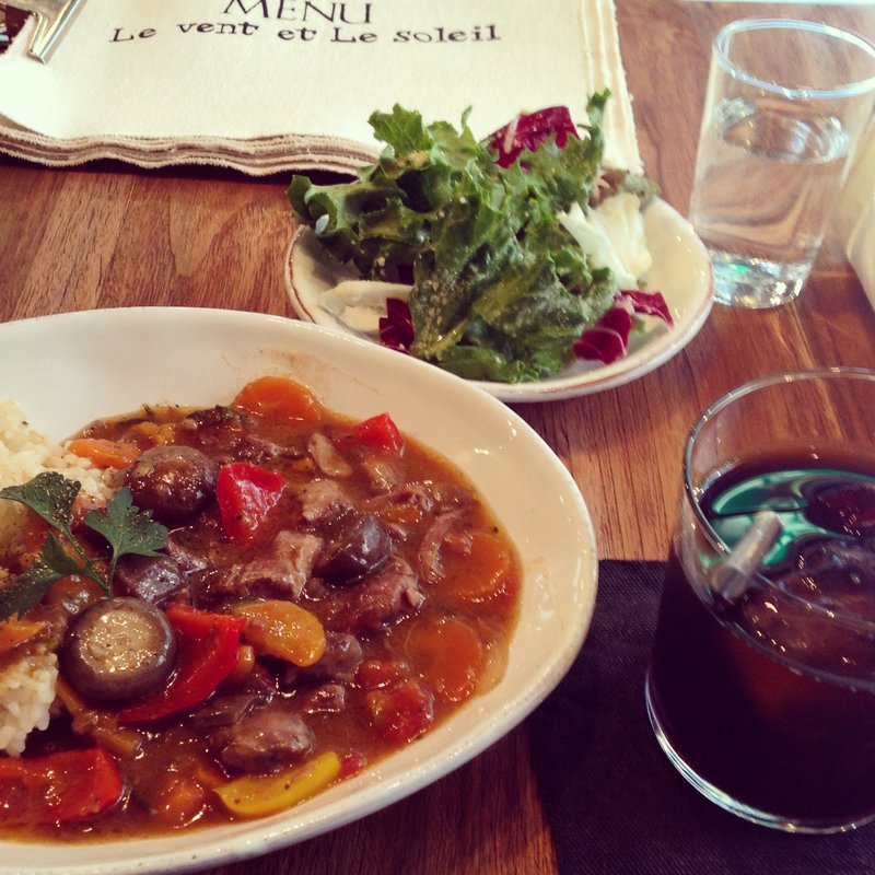 ランチ（羊肉の煮込、サラダ、ドリンク）(ル ヴァン イル ソレイユ （Le vent et Le soleil）)