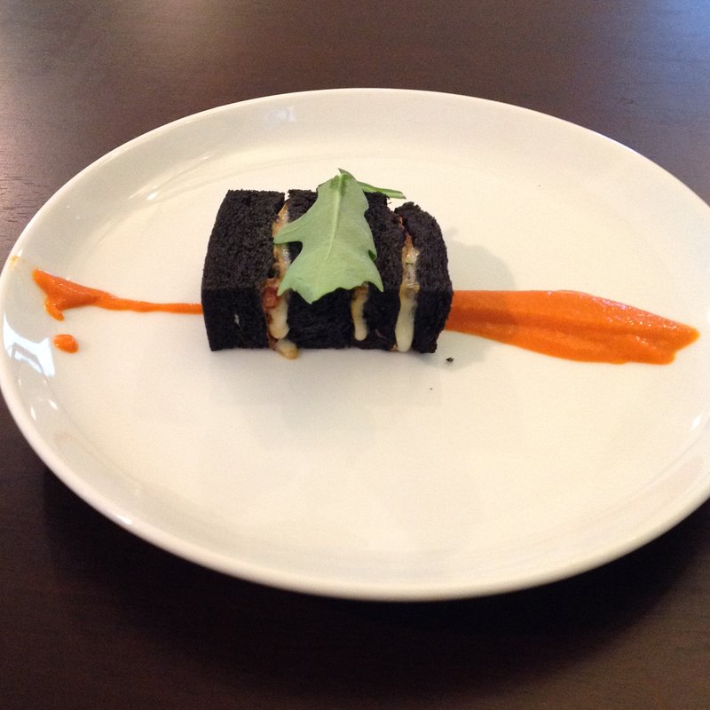 イカ墨のサンドイッチ(デイジーズ （Daisy's）)