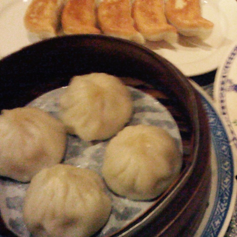 小籠包(喜洋洋 上海食苑 （キヨウヨウ シャンハイショクエン）)