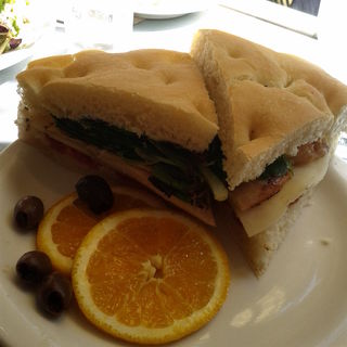 Grilled Chicken Sandwich(Caffe Centro)