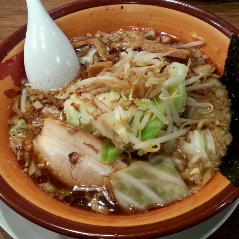 醤油ラーメン(旭川味噌ラーメン ばんから 池袋西口店)