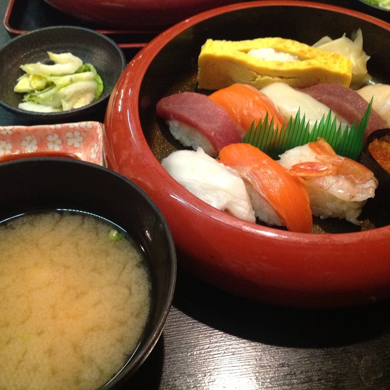 ランチ（寿司）セット(居酒屋しじみちゃん西口店)