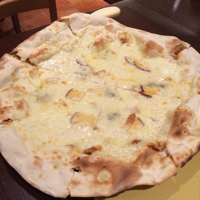 クアトロフォルマッジ(ラ・ヴォーリァマッタ 荻窪店)