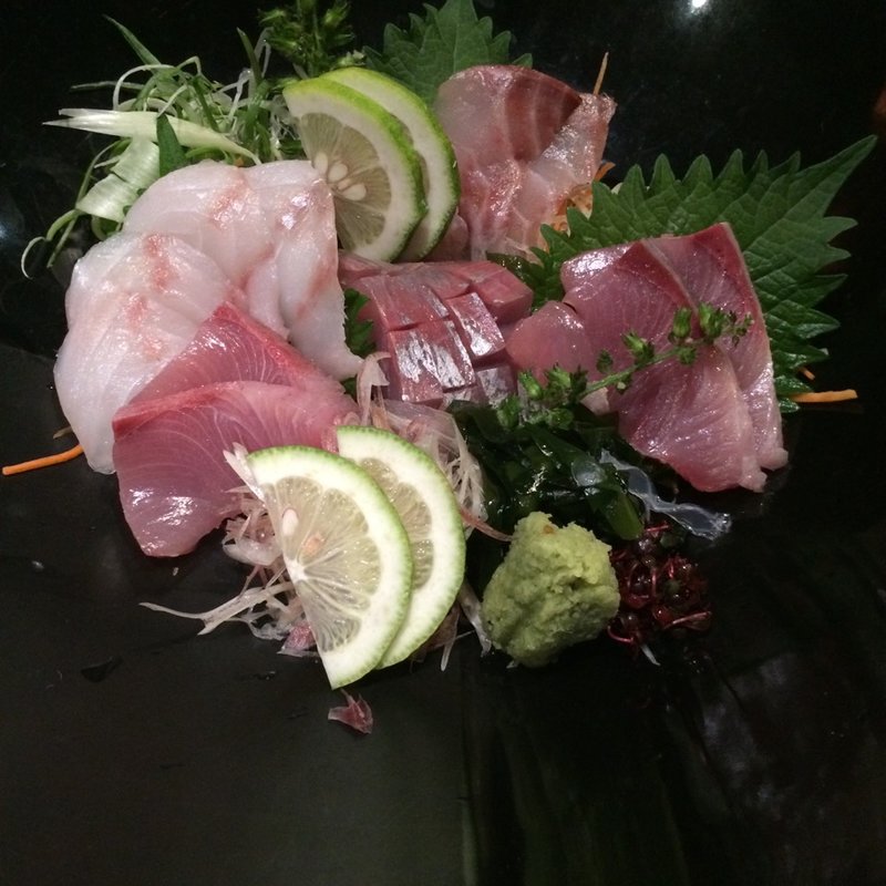 刺身盛り合わせ　五点盛り合わせ(もつ吉 本店)