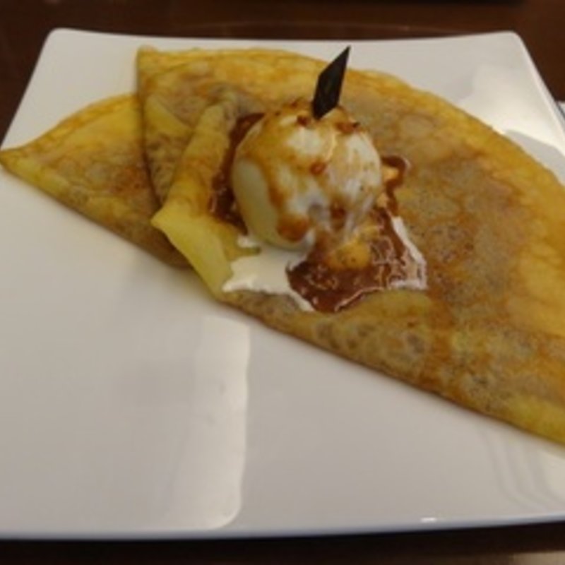 クレープC.B.S.(ブルー・ブリック・ラウンジ)