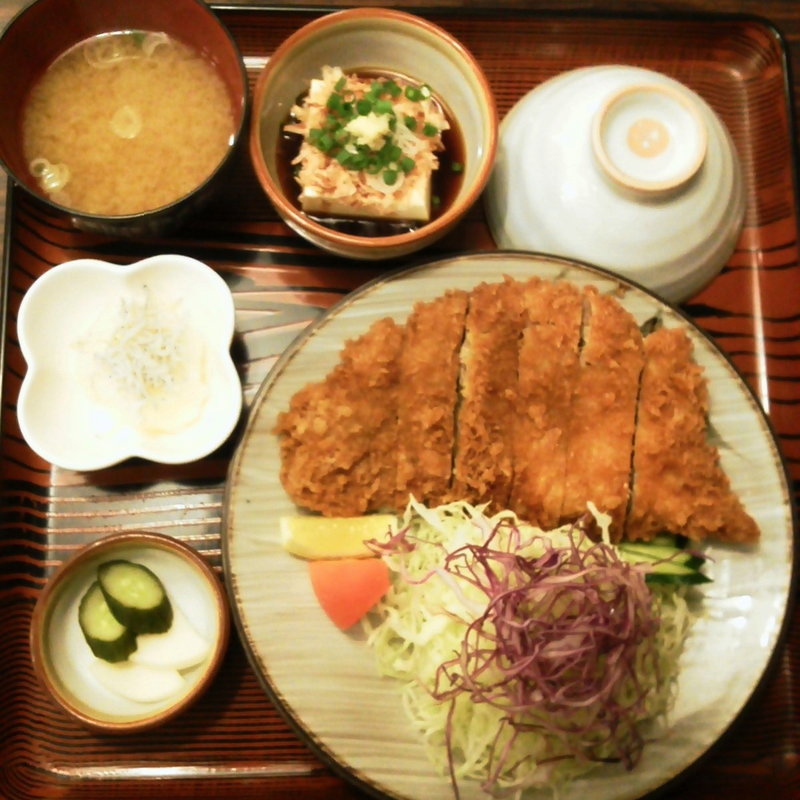 特選ロースかつ定食(しょうざん)