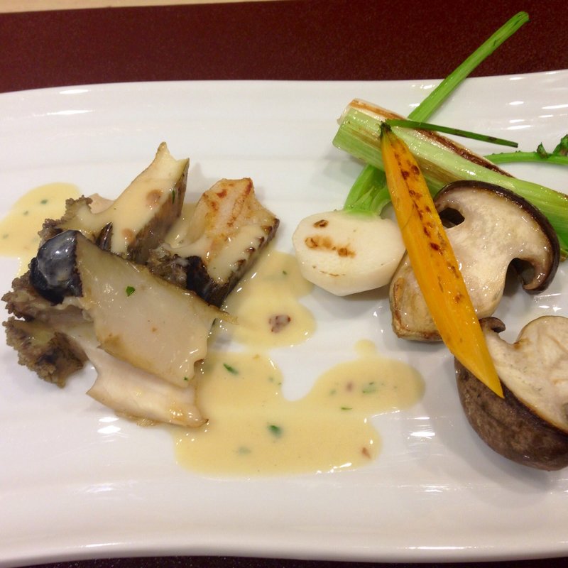 京野菜のスモークと蒸し鮑(Q.E.D.クラブ)