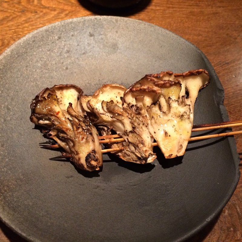 まいたけの串焼き(炭火串焼 ふく)