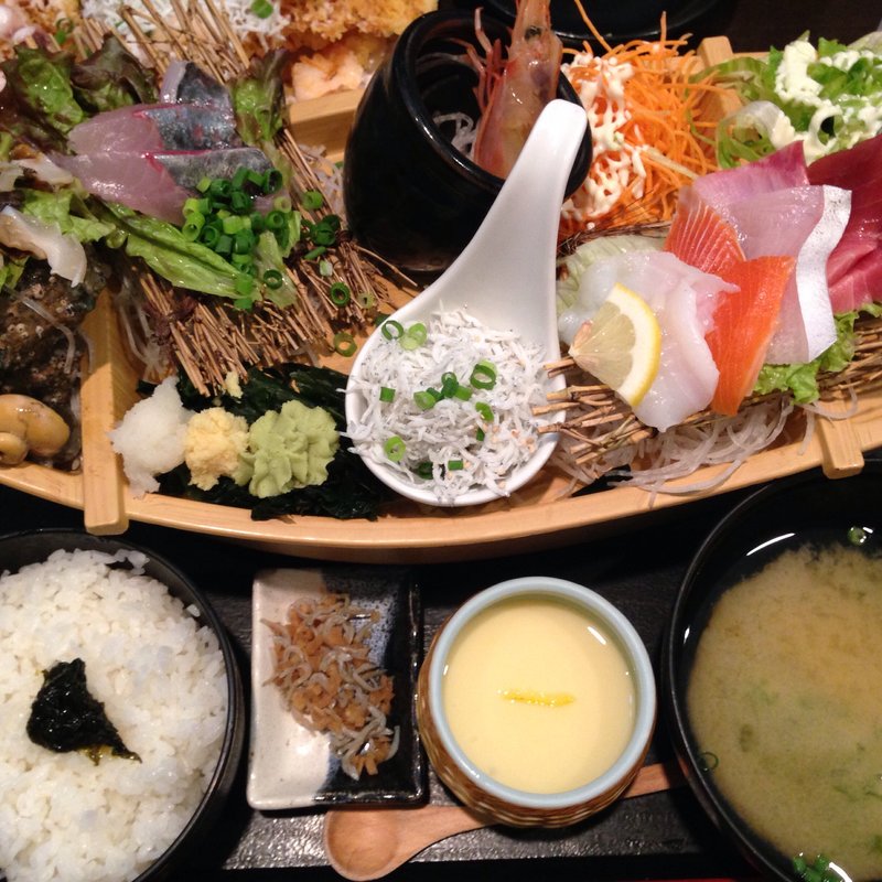 お刺身御膳(とびっちょ)