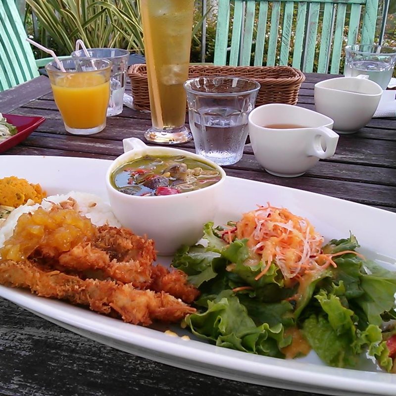 マヒマヒ＆シュリンプ　ココナッツカレープレート (A．K．A．Wagyu Grill)