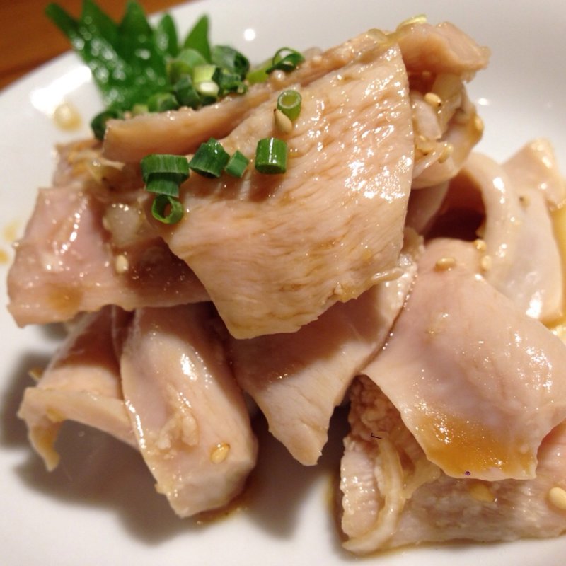 がつ刺し(炭火焼きホルモン まんてん 中目黒店)