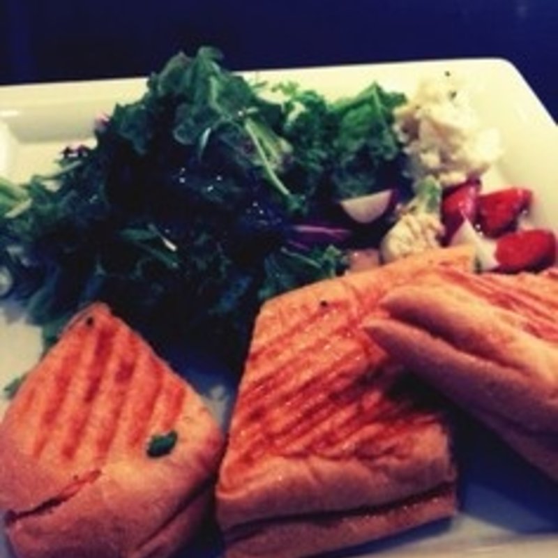 パニーニと野菜のプレート(ベリー・カフェ 青山本店 （Berry cafe）)