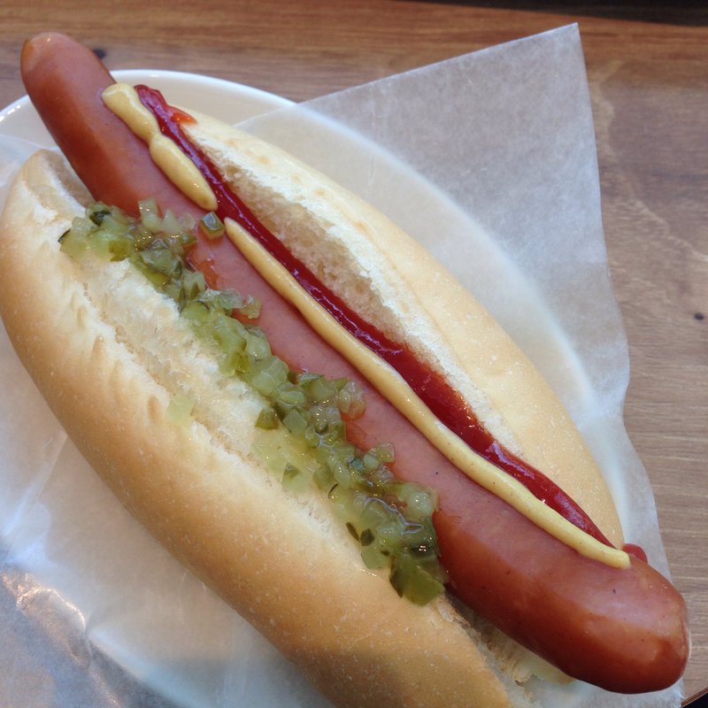 ホットドッグ(イルバール 西新橋スクエア店 （IL BAR）)