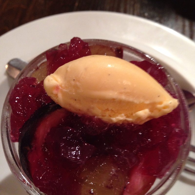 イチジクのコンポート(Bar a Vin ムッシュヨースケ)