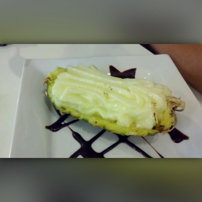 Pineapple sorbet (Treat Tea & Ice)