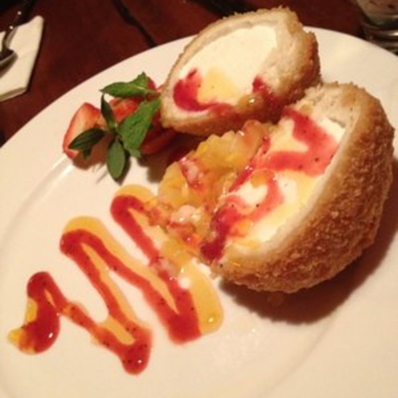 Fried tempura ice cream(doraku sushi)