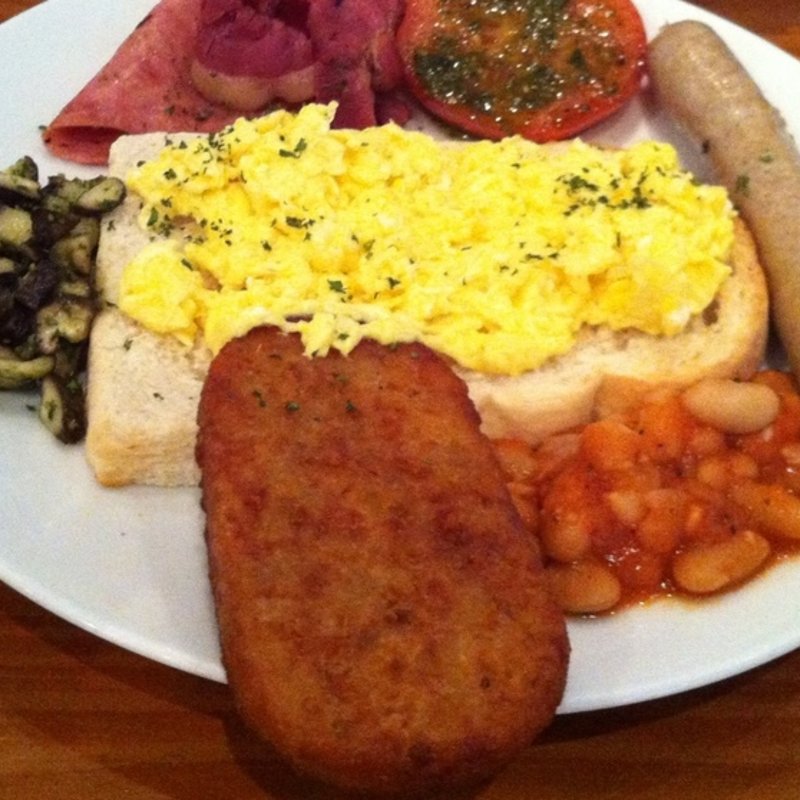 The Apartment Hearty Breakfast(The Apartment)