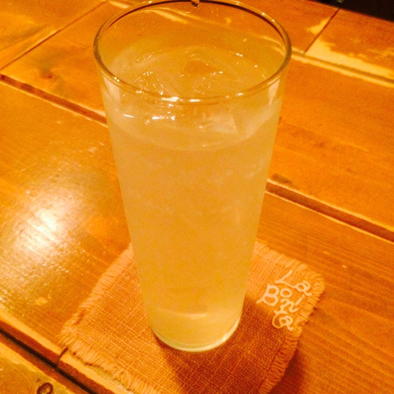 レモンのサワーカクテル(La bonita)