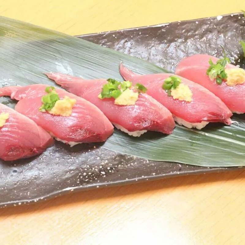 カツオ握り(黒潮鮨 )