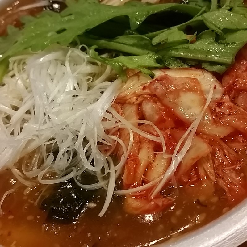 ピリ辛煮込みうどん(こがらや 黒門店)