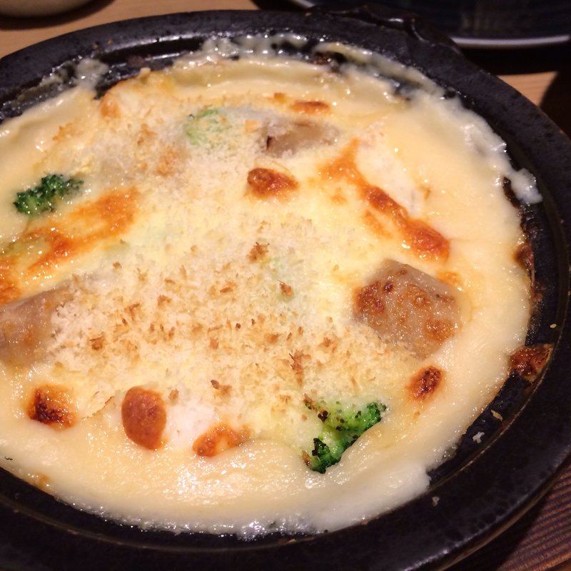 真鯛と里芋の白味噌グラタン(近畿大学水産研究所 グランフロント大阪店)