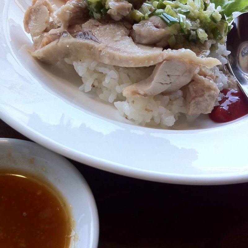 蒸し鶏かけご飯(西安餃子 アトレ大井町店)