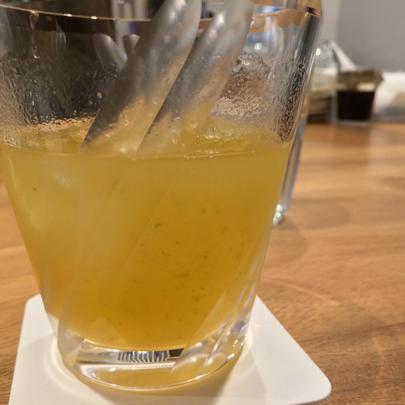 八海山の焼酎で仕込んだ梅酒にごり(八海山 千年こうじや)