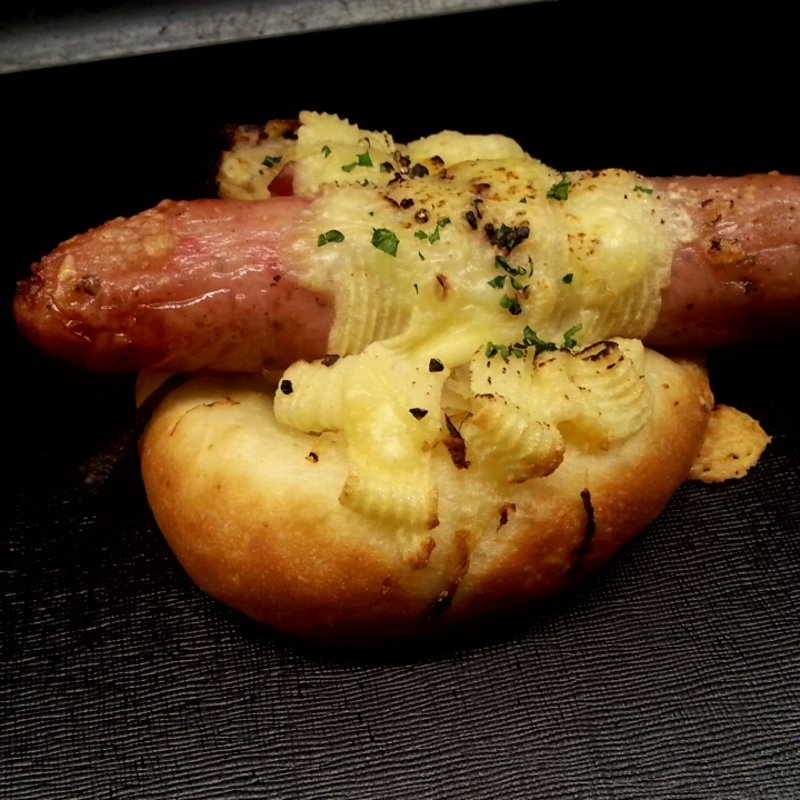 ソーセージとチーズ(LE PAIN de Joël Robuchon)