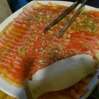 ヤンニョム牛肉(サンボンファログイ（산봉화로구이）)