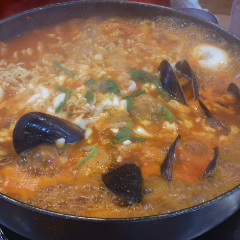 トッポッキ(モッシドンナ（먹쉬돈나）)