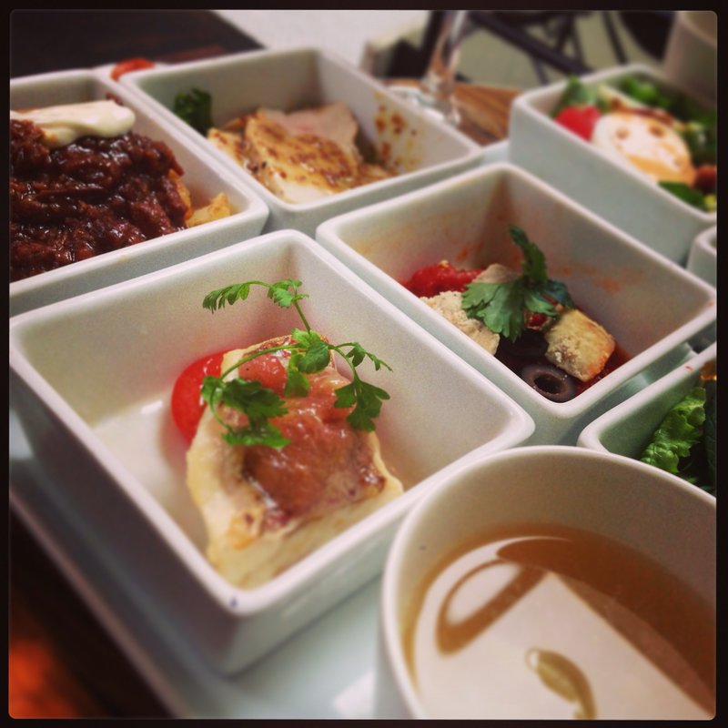 Bento【Lunch】(モントーク （montoak）)