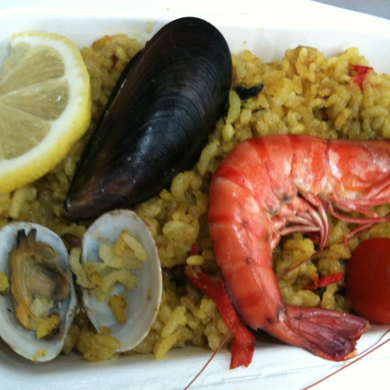 スペインのパエリア(北海道大学祭)