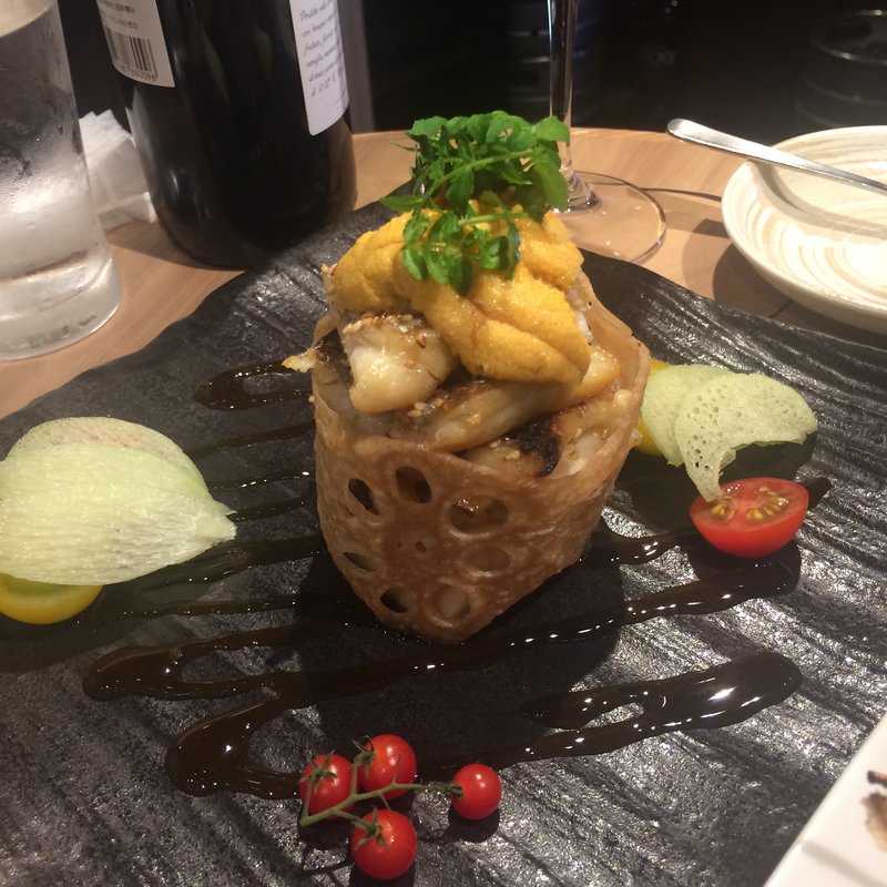 鱧と雲丹の琥珀ジュレがけ(俺のやきとり 銀座9丁目)