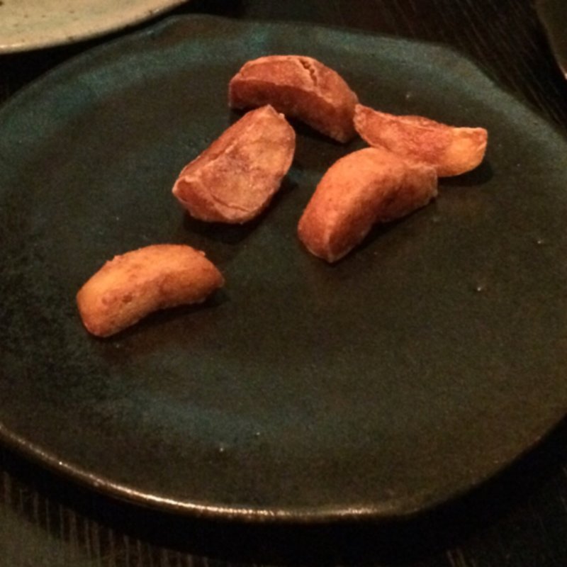 スモークしたキタアカリのフライドポテト(ラ・ボンヌターブル)