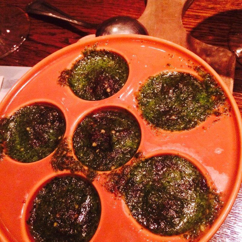 Escargota la Bourgognne エスカルゴのブルゴーニュ風(ビストロ ハムサ 中目黒)