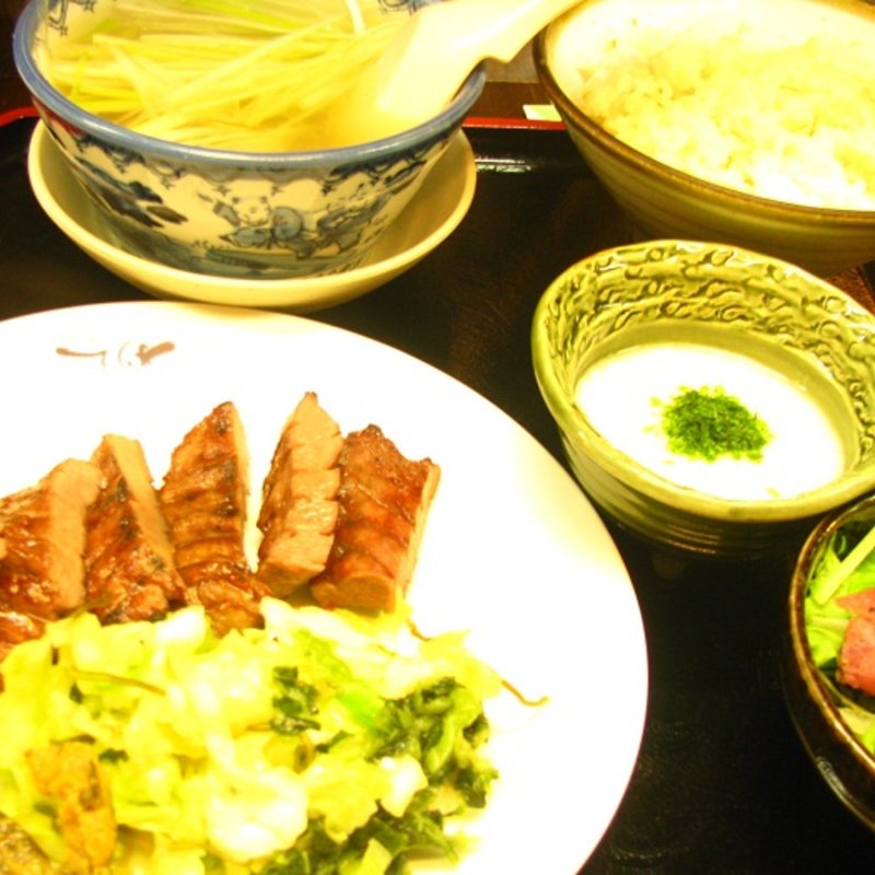 牛タンヘルシー定食（夜）(牛たん炭焼 利休西口本店)