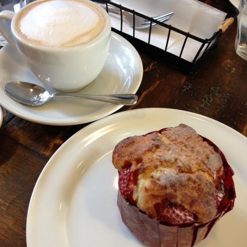 いちごカスタードのマフィン(マフマフ（ｍｕｆｍｕｆ）)