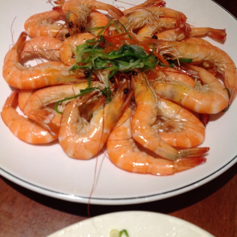 活エビ蒸し(好記担仔麺（ハオチータンザイミィェン）)