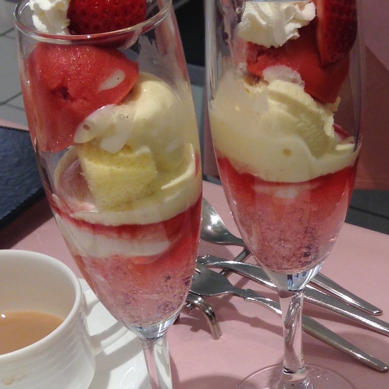 (新宿高野本店 タカノフルーツパーラー)