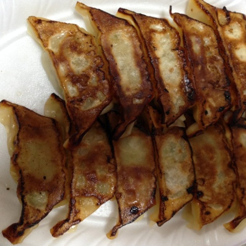 焼ギョーザ(宝楽)