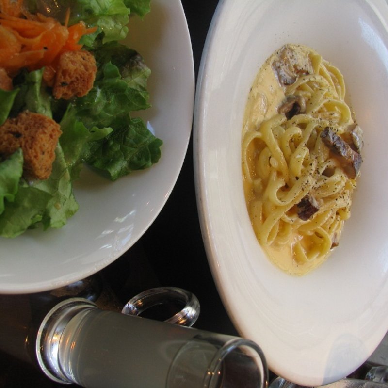 カルボナーラセット(RIGOLETTO　TAPAS　LOUNGE （リゴレット タパス ラウンジ）)