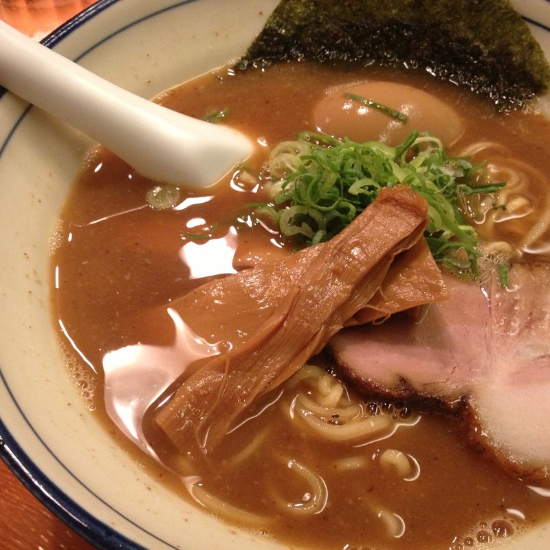 味玉らーめん(瞠 みはる 池袋本店)